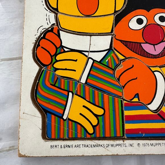 Vintage Playskool Bert & Ernie We're Friends 13 Piece Puzzle - Picture 5 of 8
